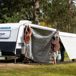 Privacy End Wall Caravan - Companion 5 10000523 1