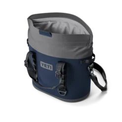 Yeti Hopper M30 2.5 Navy 10 W Hopper M30 Navy 3qtr Open 1994 B 73ff84c5 5ad3 4a75 9909 fc006f9b73d1