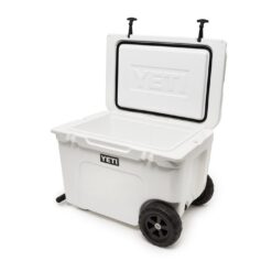 Yeti Tundra Haul White 8 180323 Haul Studio Website Assets ProductHaulWhiteQuarter FacingLid Open 1680x1024 1609218870085